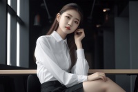 已婚女人要是想你了，不会直接说出来，而是会有这三个举动