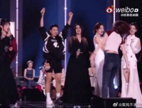 李小冉北舞功底惊艳，侧手翻展现飒爽英姿