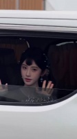 鞠婧祎《万花世界》今日出妆路透来啦，你觉得今天的妆造怎么样？