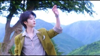 贺峻霖VOGUE红毯这个怼脸我一直在颤抖吧 后面是一段现场的视频