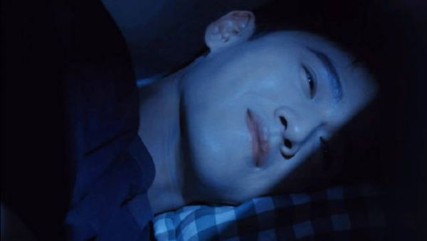 “暗恋像一颗颗的青梅果……” 好青涩啊！看得人嘴角上扬了