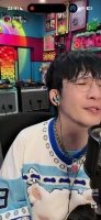 大张伟直播谈人生,快乐痛苦皆是完整