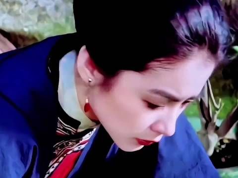难怪老一辈的人都说少女时期的她美得惊为天人，林青霞