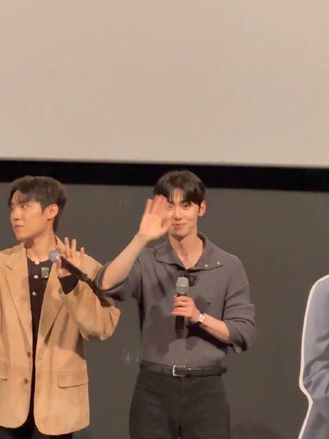 天生优越黄旼炫 260602 WannaOne Go舞台问候 饭拍视频一则 m08_h09