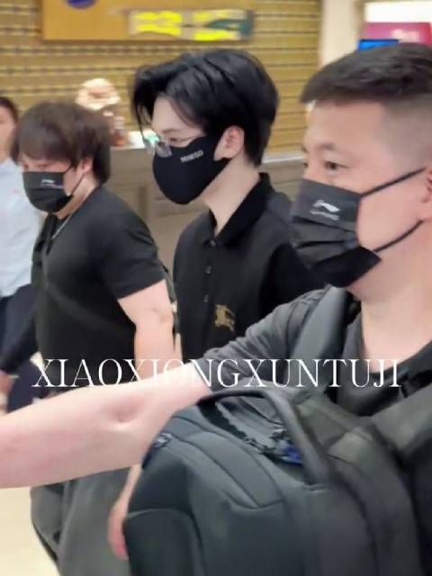 出发去录新说唱去了