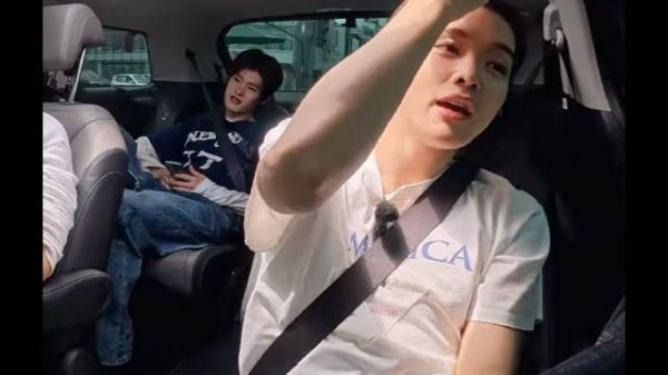 RIIZE成员郑成灿在暑假EP01中突发模仿秀