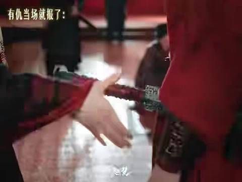 翘楚官配燕楚同框引热议