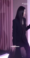 奚梦瑶何猷君法国补办婚礼，四代同堂温馨亮相