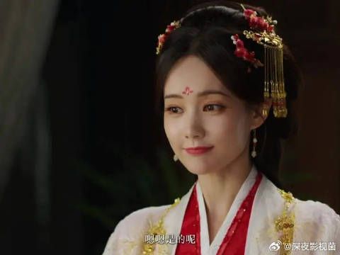 宋一梦逼南珩脱衣下跪叫甲方爸爸