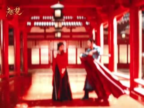 谢燕来以披风作盖头定情引热议
