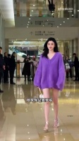奚梦瑶出身江浙沪家庭，父母涵养出众托底其超模之路
