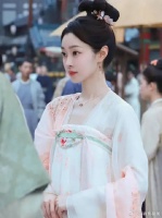 颜南星发现江心白就是小哥哥，两人终于相认，一吻定情