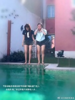 just like fire. 完全是热烈的青春