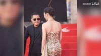 影后国内首次亮相，身穿金色高定气场，女王范十足熠熠生辉！