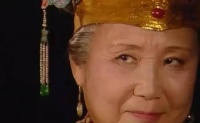 《红楼梦》中，贾母临终前，为什么会大喊黛玉的名字？