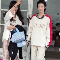 王楚然只能笑卢昱晓不敢笑，女星的无奈与表情自由之困