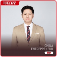 他，播客“顶流”，还没赚大钱