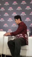 周杰伦小公举又变魔术了哈哈