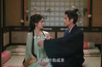 谁懂啊他还顺嘴调侃她哭唧唧的样子？