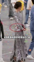 杨幂刘亦菲赵雅芝礼服意外频出