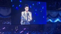 陈小春巡演首场献唱粤语版借过一下