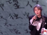 王濛香肠嘴造型引热议，浪姐直播现搞笑瞬间