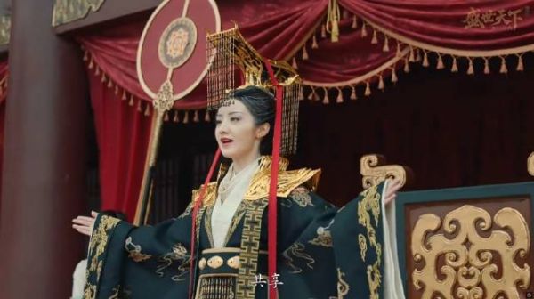 盛世天下女帝篇上线，玩家独掌朝堂权柄