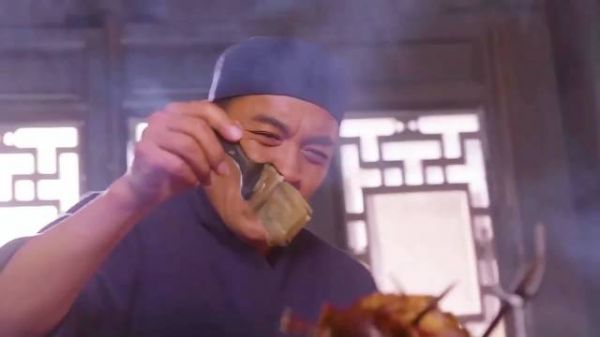 八路一招烤鸡藏毒计，鬼子全中招直接被团灭
