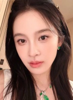 直播发言引争议！赵樱子片面点评奚梦瑶，将豪门婚姻归于外形优势