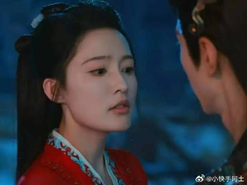 “想要问问你敢不敢，像你说过那样的爱我” 我们的老弓姐付一笑就是这么霸气