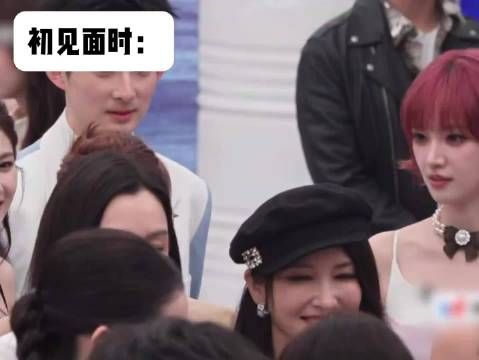 张月加微信备注黄灿灿被拒，闺蜜联手入群失败