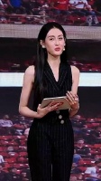 太漂亮了！荷兰vs瑞典，小红书女主持人
