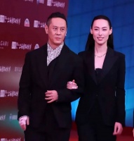 梁洛施：15年了，她终于自由了！