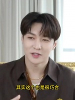 张艺兴聊与周星驰合作《功夫女足》：我太崇拜他了！他像一个严师严父！