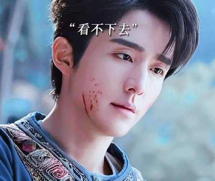 张海盐紧握黑虾的手，终于懂得虾仔再也无法归来