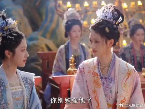 在充满权谋的京城中,小狗燕离生存这么艰难,难怪是纨绔子弟