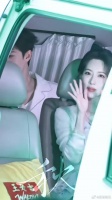 谁在说避嫌恣意教小林系安全带 笑得好开心看的我心软软的