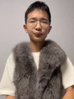 钟美美从模仿老师到被波士顿大学录取