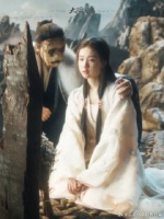 他知道人的一生不过三万天，于是写下“大妖寿岁不尽永伴文潇”，让爱天地可鉴