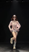 女孩子是很神奇的存在 阳光明媚