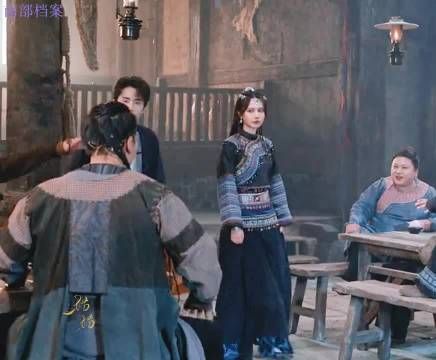 真的可爱疯了，张海楼完全张家开心果来的，看几次都会忍不住爱上的程度