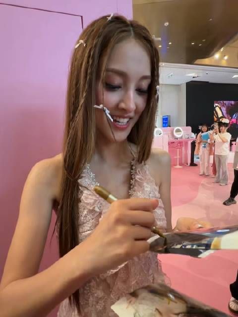 你的专属回忆，由我们倾情演绎