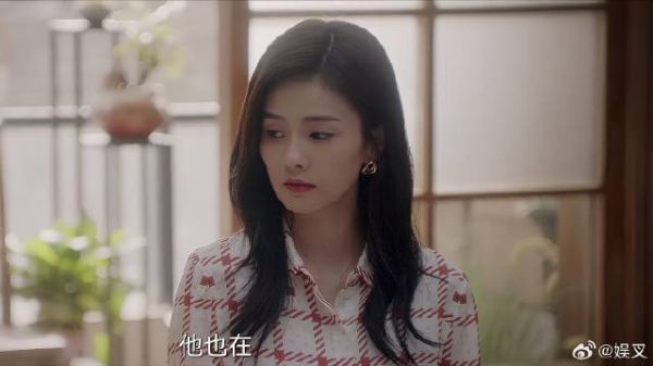 家里介绍相亲对象 妹妹：那男的不够帅，时宜：小屁孩