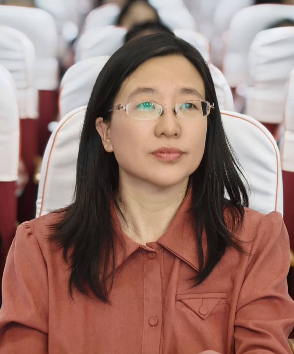 上官兰芬.jpg
