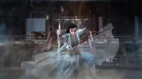 白红衣服都很帅啊