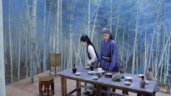 墨修尧陪叶璃独演整场热闹,两人饭席后劲十足