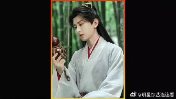 莲花楼的十个案子，其实是李莲花的过往人生经历，而且处处都是伏笔