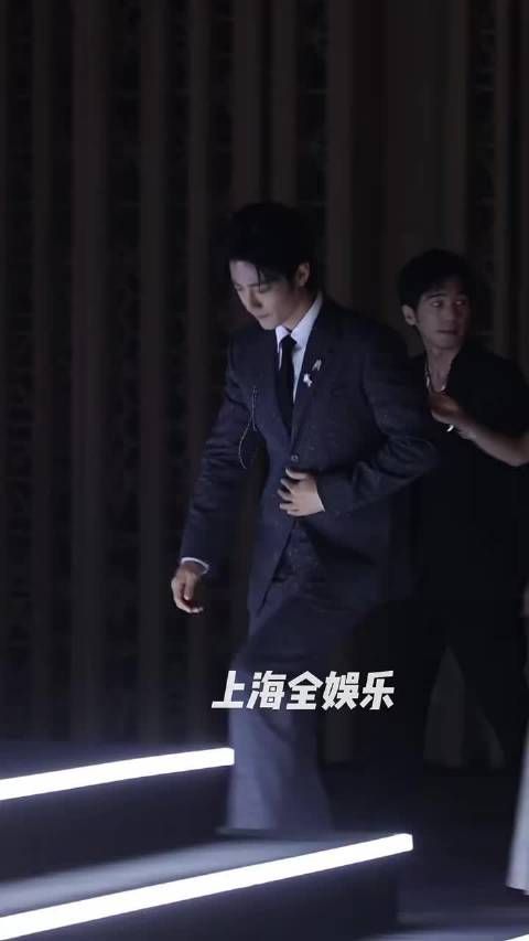 走路粉来也 这个bgm卡点看得好爽