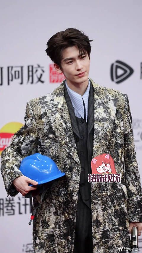 看看今日份男明星谁的状态好～男明星红毯状态 檀健次 微博VC计划