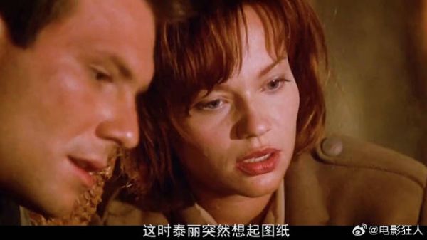 为了阻止歹徒的计谋众人奋不顾身的去阻拦
